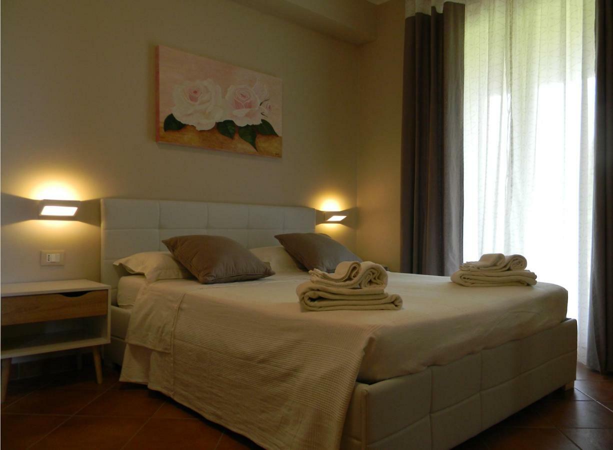 B&B Sole Trappitello Exterior photo